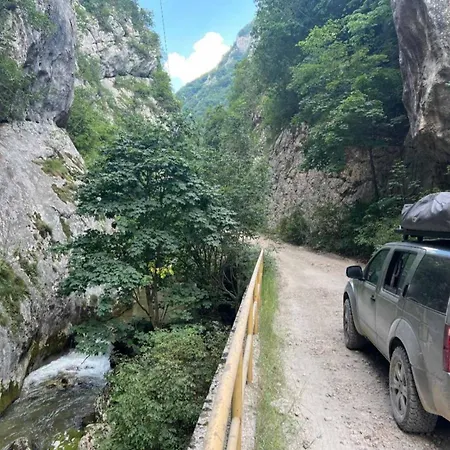 Campsite Camper 4x4 Zlatibor
